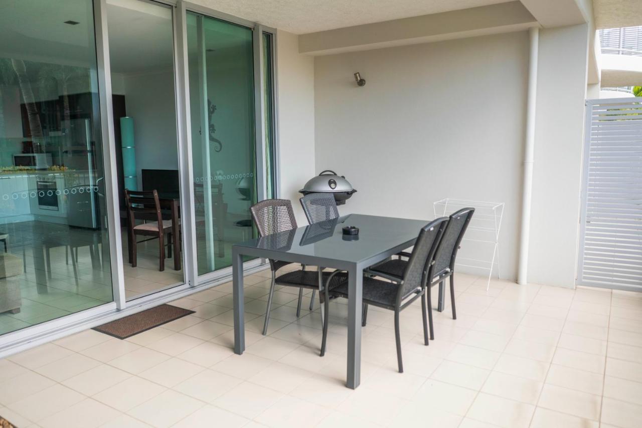 איירלי ביץ' Marina View Apartment מראה חיצוני תמונה